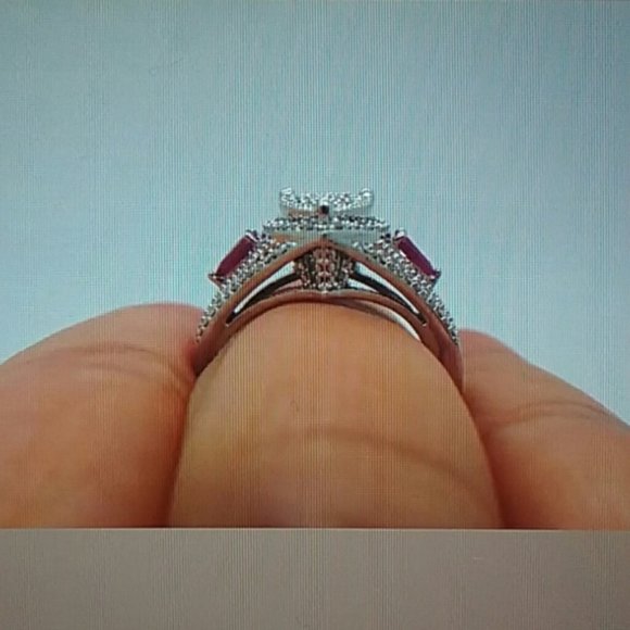 DIAMOND and Ruby RING - Picture 9 of 15